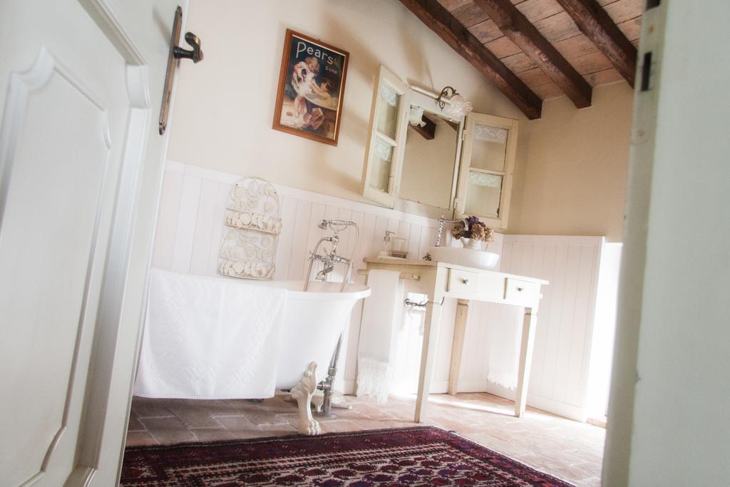 Il Poggio B&B San Damiano al Colle Екстер'єр фото